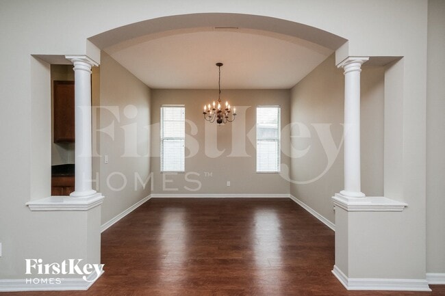 Photo - 527 Dunaway Dr