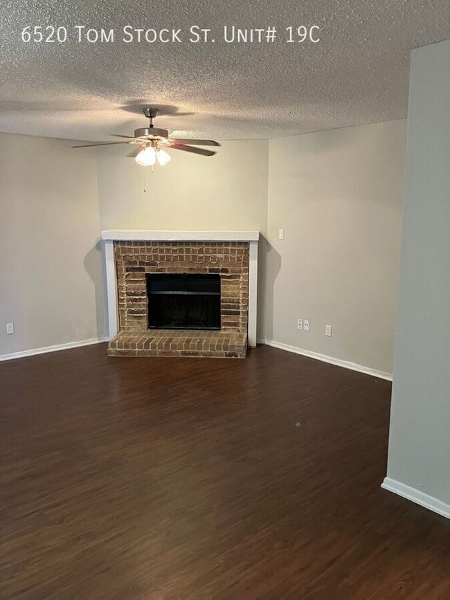 Building Photo - 6520 Tom Stock St Unit # 19C
