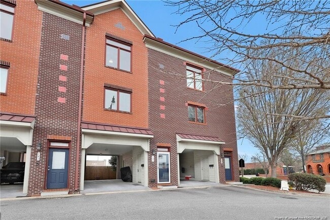 Building Photo - 147 Pennmark Pl Rental