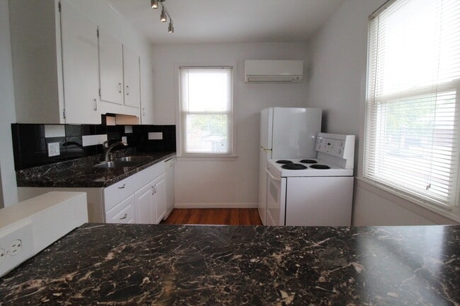 Photo - November FREE On This One Bedroom One Bath... Unit 1312 W 39TH ST. #4