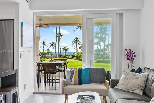 Photo - 15713 Fisher Island Dr Unidad 15713