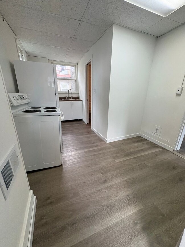 Photo - Hoff - 26 - Avon St Unit 1417