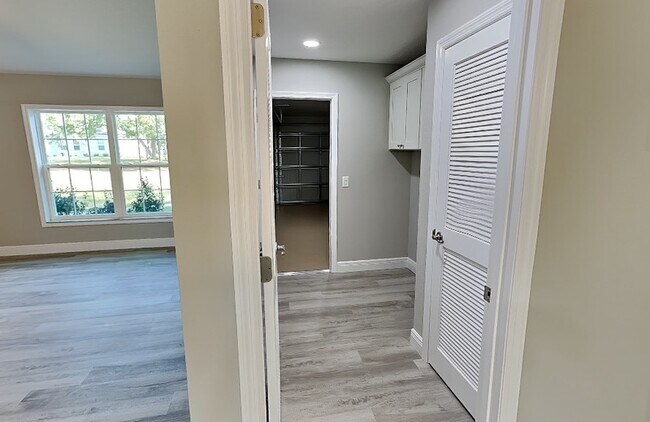 Photo - 2082 W Swanson Dr