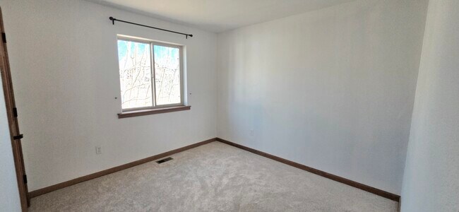 Photo - 56 Sheep Ridge Rd