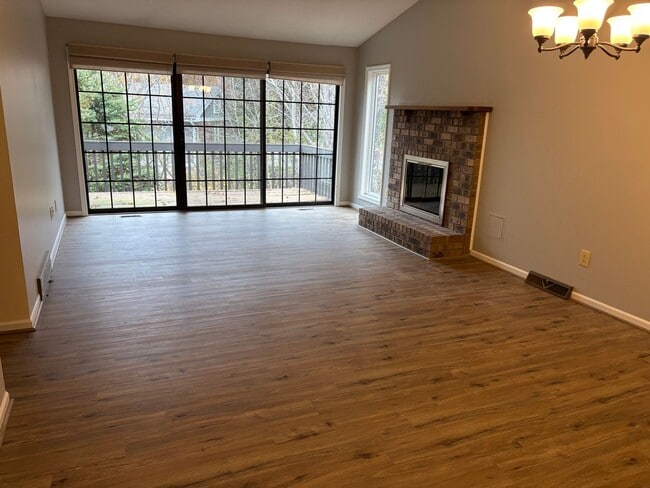 Photo - 1399 Suncrest Dr NE Unit 1399 Suncrest Drive NE