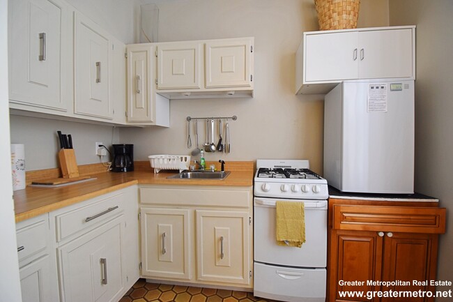 Photo - 435 Hanover St Condo Unit 2C