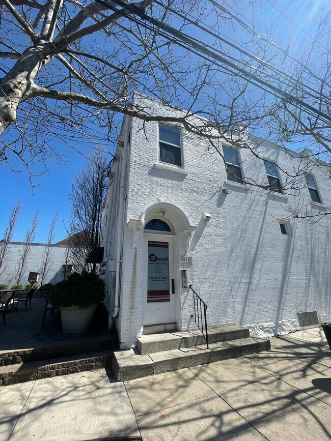 Photo - 556 S Drexel Ave Apartments Unit 1