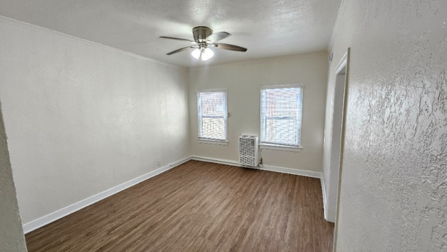 Photo - 1185 E Vernon Ave