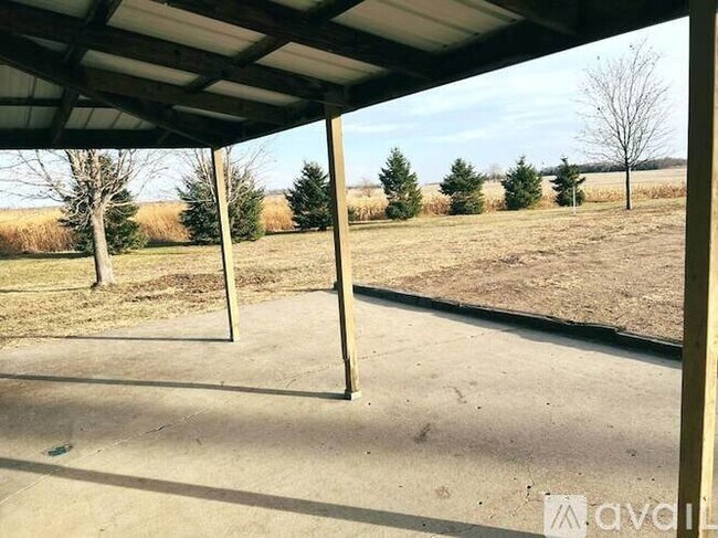 22448 449th Ave