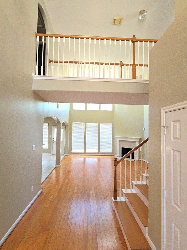 Photo - 24030 River Pl Dr