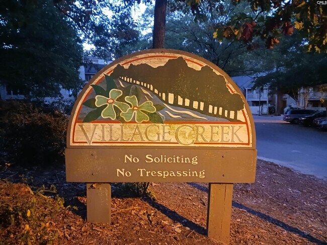 Building Photo - 1005 Village Creek Dr