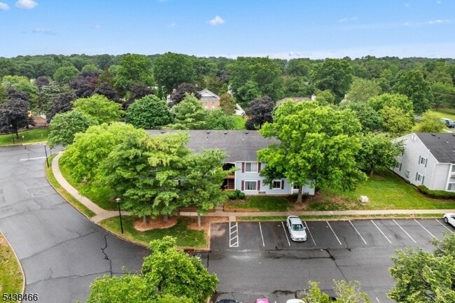 Photo - 111 Aimwick Ct