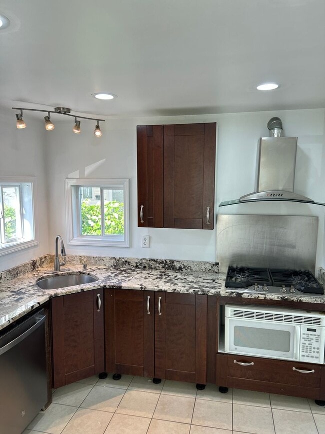 Photo - Single Family Home for Rent