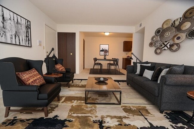 Fox Pointe Apartments
