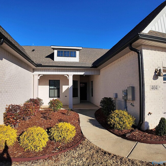 Photo - 404 Tillane Pk Cir