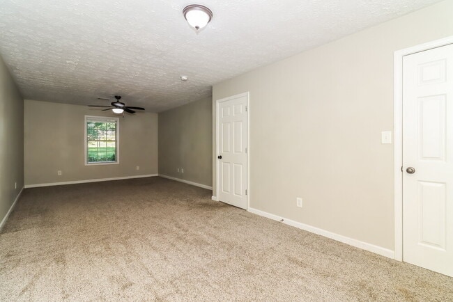 Photo - 97 Summer Creek Dr