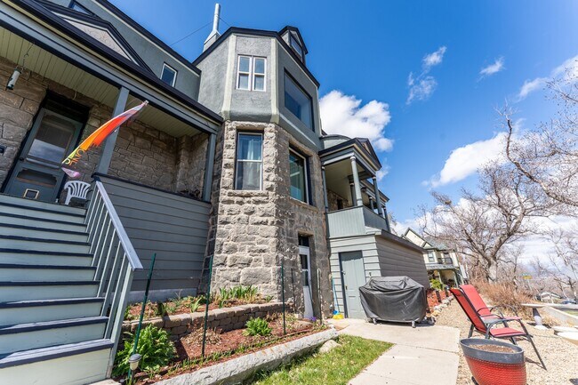 Photo - 801 Holter St Unit 3