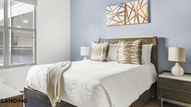 49 Boulevard SE Unit C-335