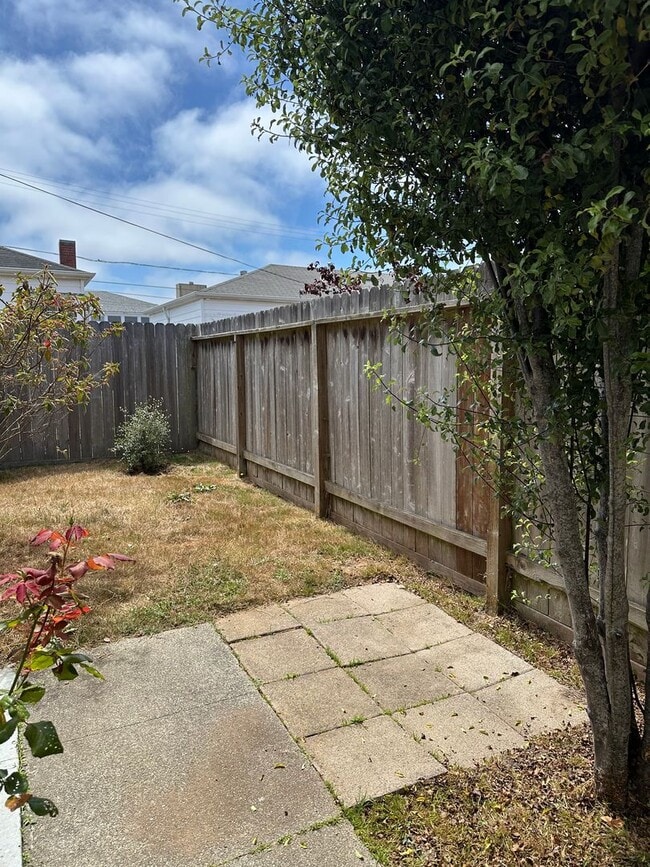 Photo - Charming 1 Bed, 1 Bath Cottage – Detached Garage + Sunroom!