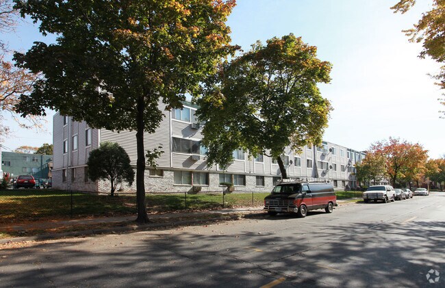 Photo - Eat Street Flat LLC