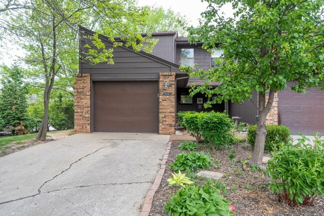 Photo - 2200 Bushnell Dr Unit H