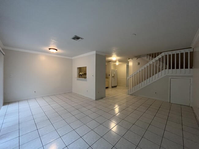 Photo - 8032 NW 29th St