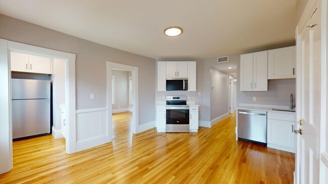 Photo - 1588 Cambridge St Unit F