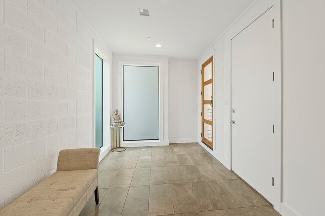 Photo - 2239 N MacGregor Way