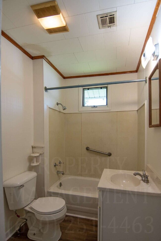 Photo - Cozy 2 Bed Home with Fireplace