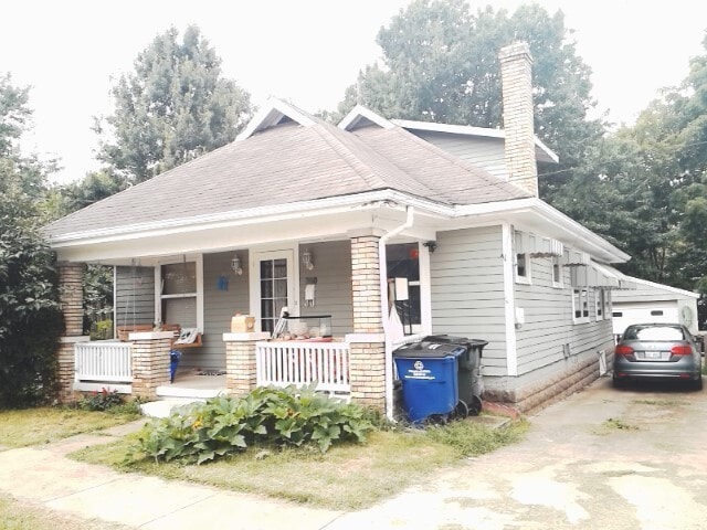 Building Photo - Pre-Leasing for Fall Semester 2026 - Walk ... Rental