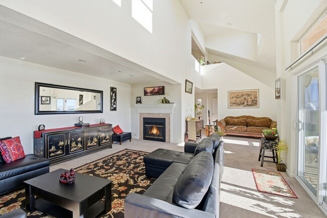 Photo - 9028 Burr St