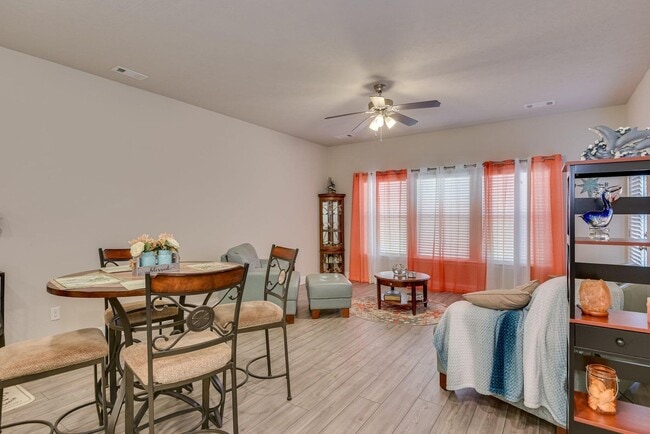 Photo - 1103 Clareton Dr