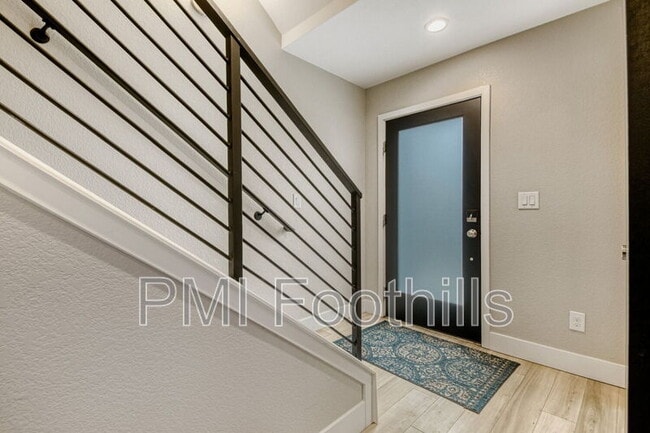 Photo - 1611 N Harlan St