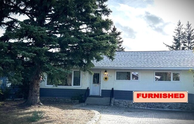 Building Photo - 10711-10103 103 Ave Unit F69&F70 Furn A&B