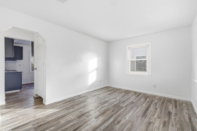 Photo - 9614 Schaefer Hwy