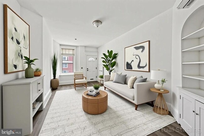Building Photo - 428 S 56th St