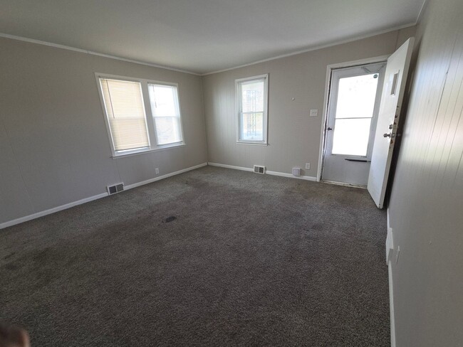 Photo - Cute 3 Bedroom Bungalow