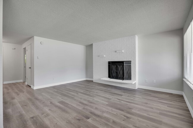 Photo - Shenandoah Gardens Apartments