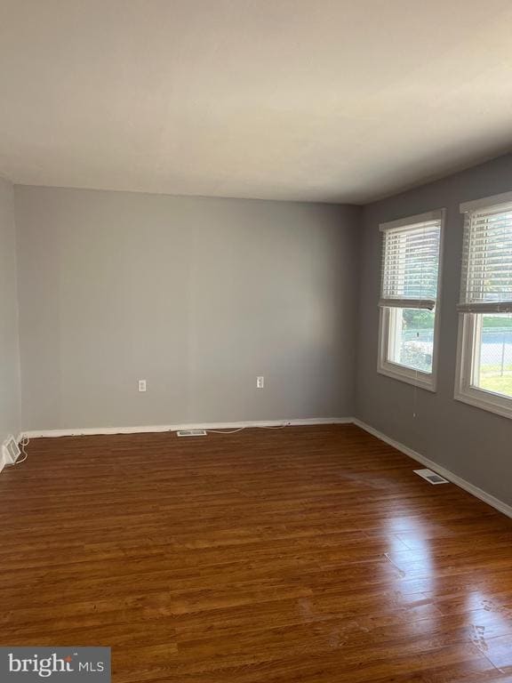 Photo - 19 W Maiden Ln