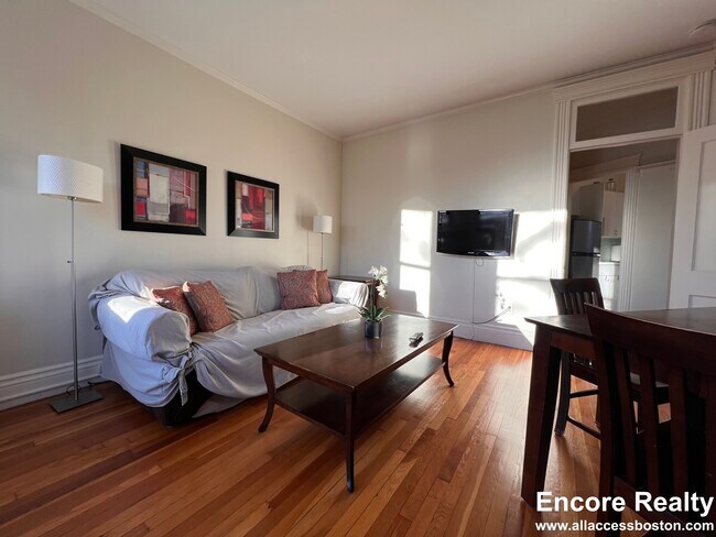 Photo - 52 Charlesgate E Unit 104