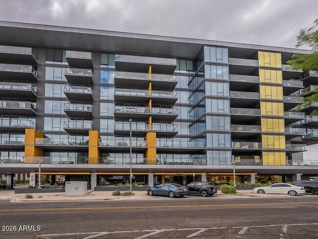 Building Photo - 4422 N 75th St Unit 7007