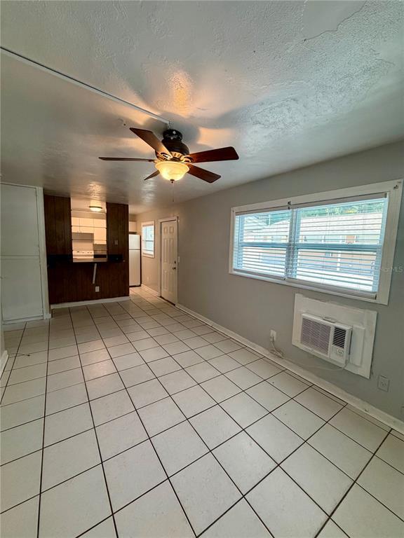 Photo - 908 Beverly Ave NW Unidad C