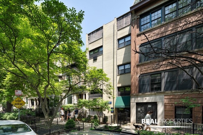 Photo - 1435 N Dearborn St Unit A