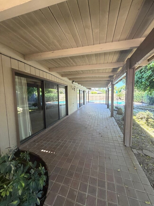 Photo - Great home with a pool for rent in Tulare!