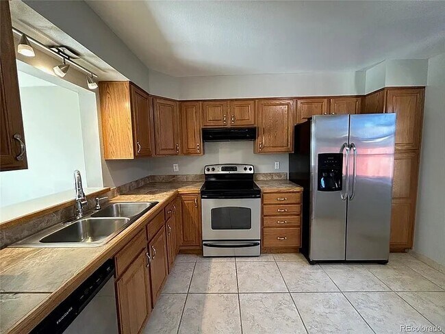 Photo - 440 W Rockrimmon Blvd Unit H