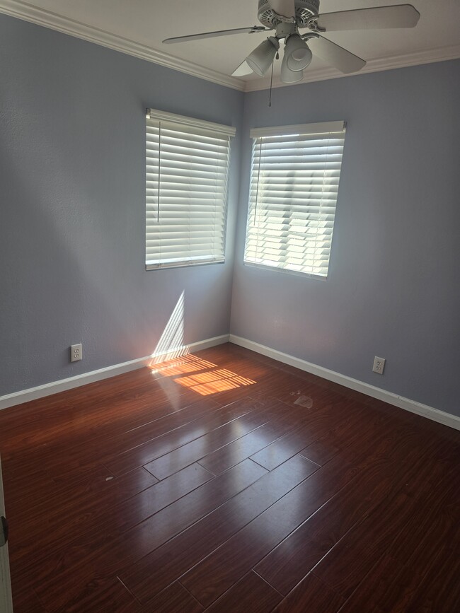 Sala de estar - 4577 W 166th St
