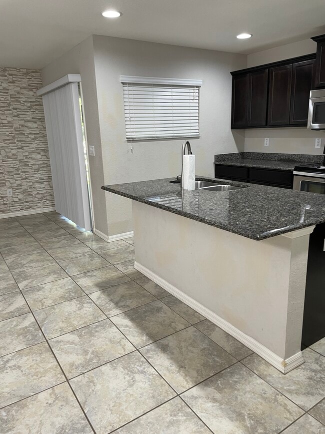 Photo - 27515 Desert Willow Way