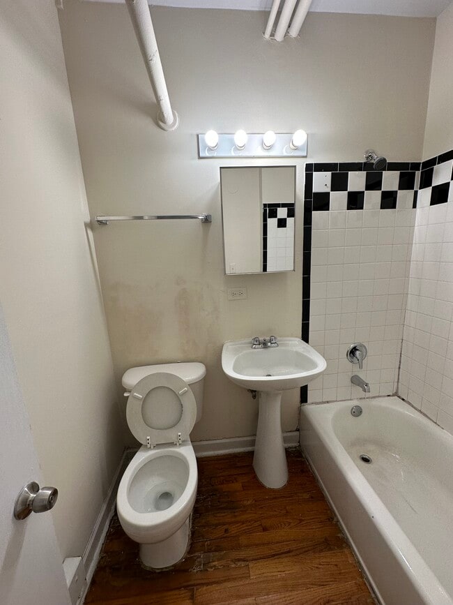 Photo - 3451 N Sheffield Ave Unit 1BD