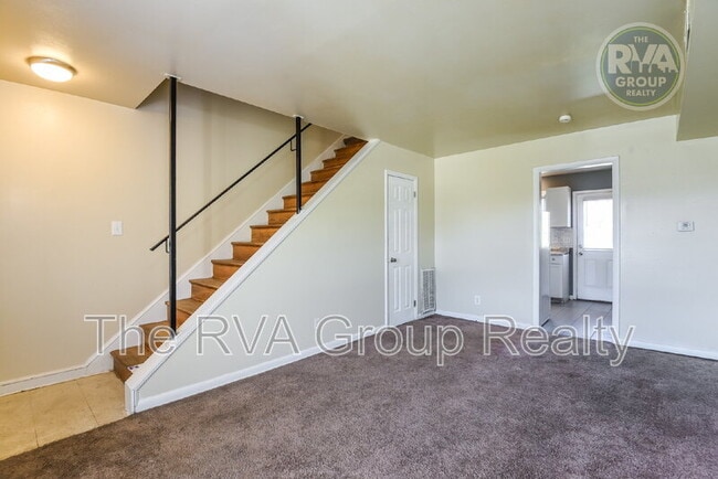 4111 Kinsley Ave