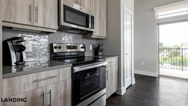 Photo - 1900 Airport Commerce Dr Unidad 3201